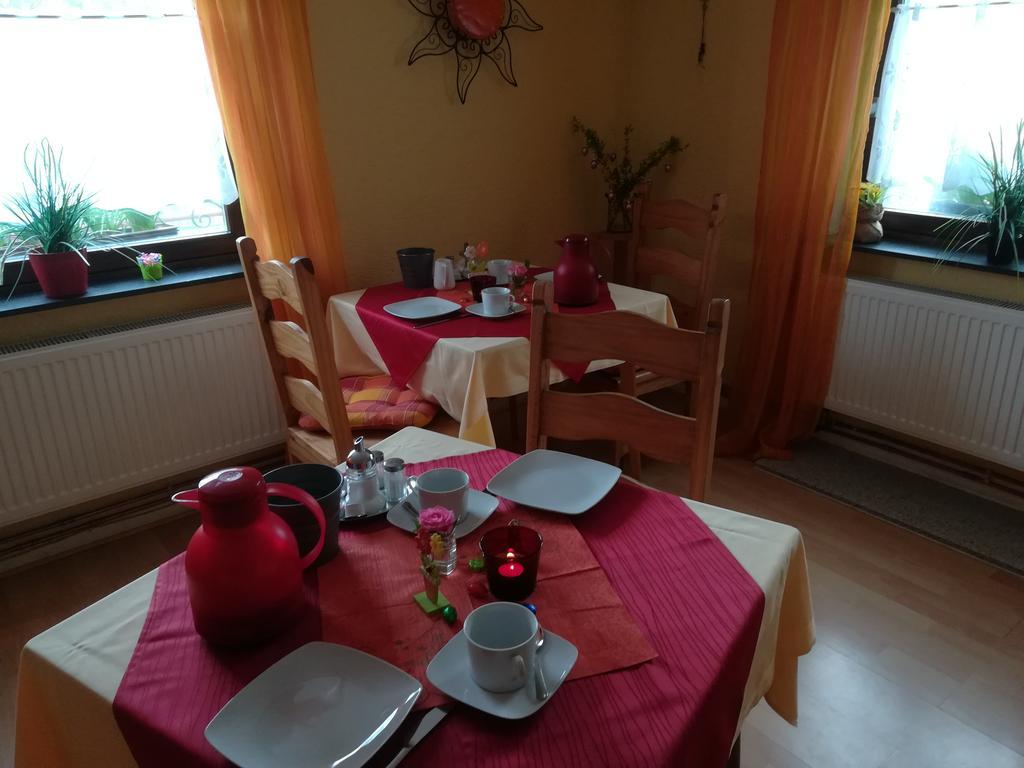 Gastehaus Am Fels Hotell Altenahr Eksteriør bilde